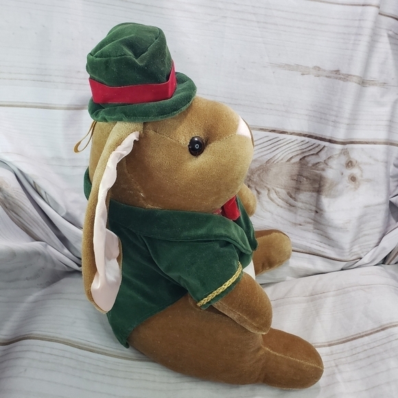 Vintage Velveteen Rabbit 12 Inch Velvet Stuffed Animal Toys R Us 1985 Green Coat - Picture 5 of 10